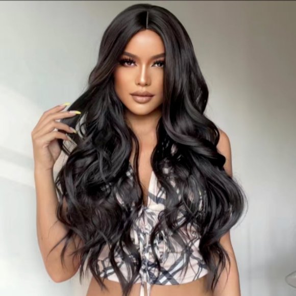 Professional 28" Wig - Daily Use - New Never Worn - Picture 2 of 5